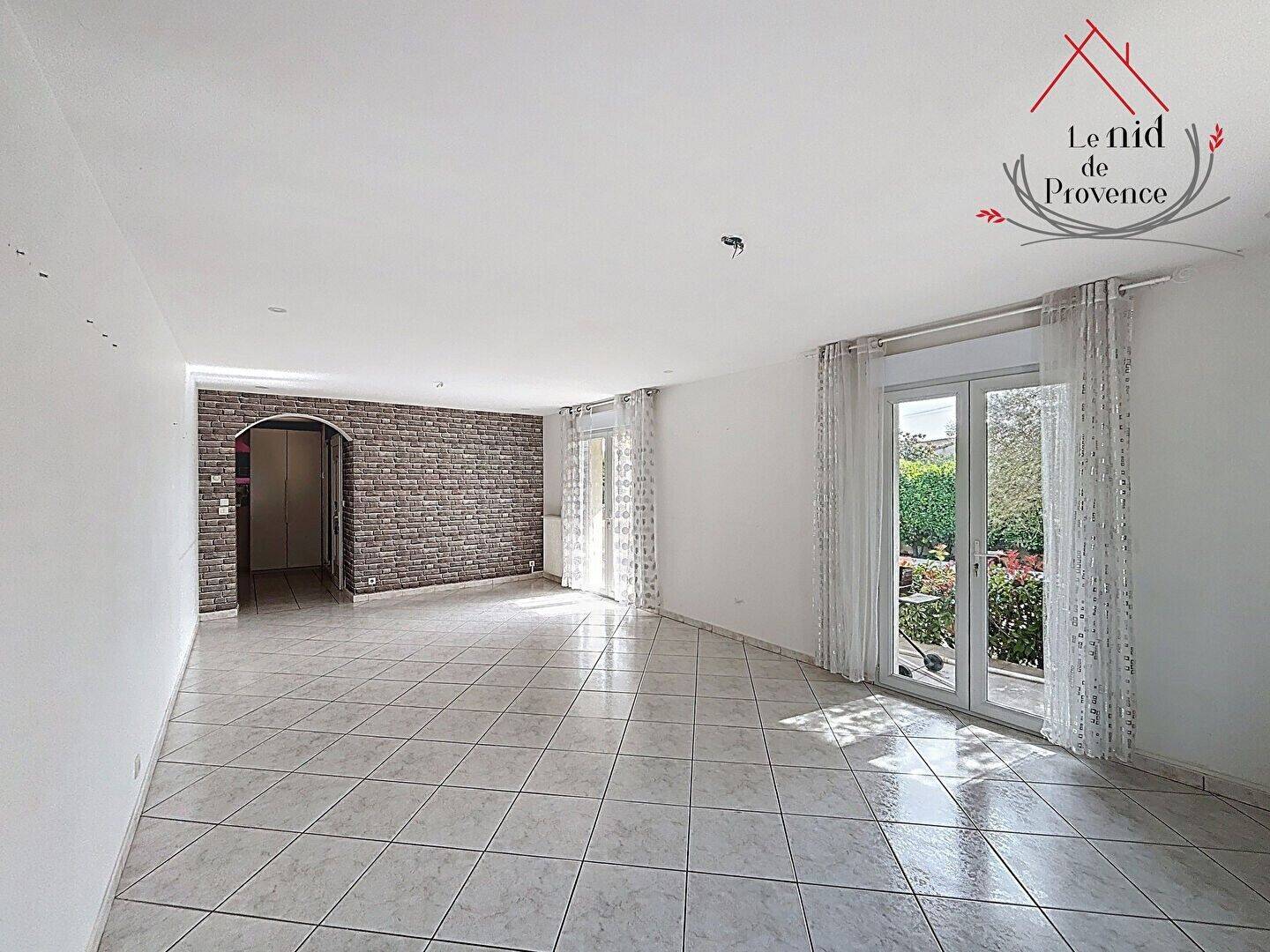 Maison à vendre, 127m², CAMARET SUR AIGUES