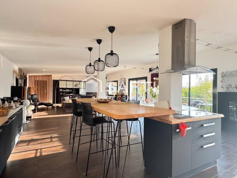 Maison à vendre, 235m², VALENCE