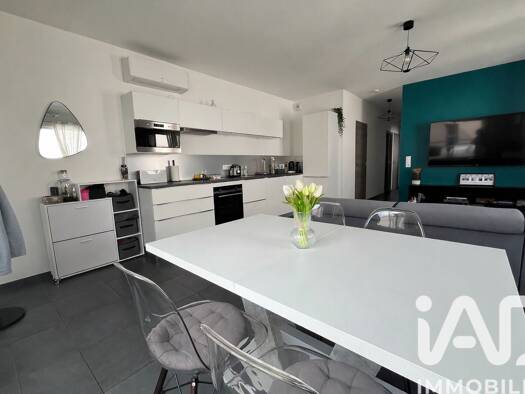 Appartement à vendre 235 000 € 3 pièces 2 chambres 68,8 m² Étage 1/1 César-Terrier-Villard Noir Pontcharra 38530