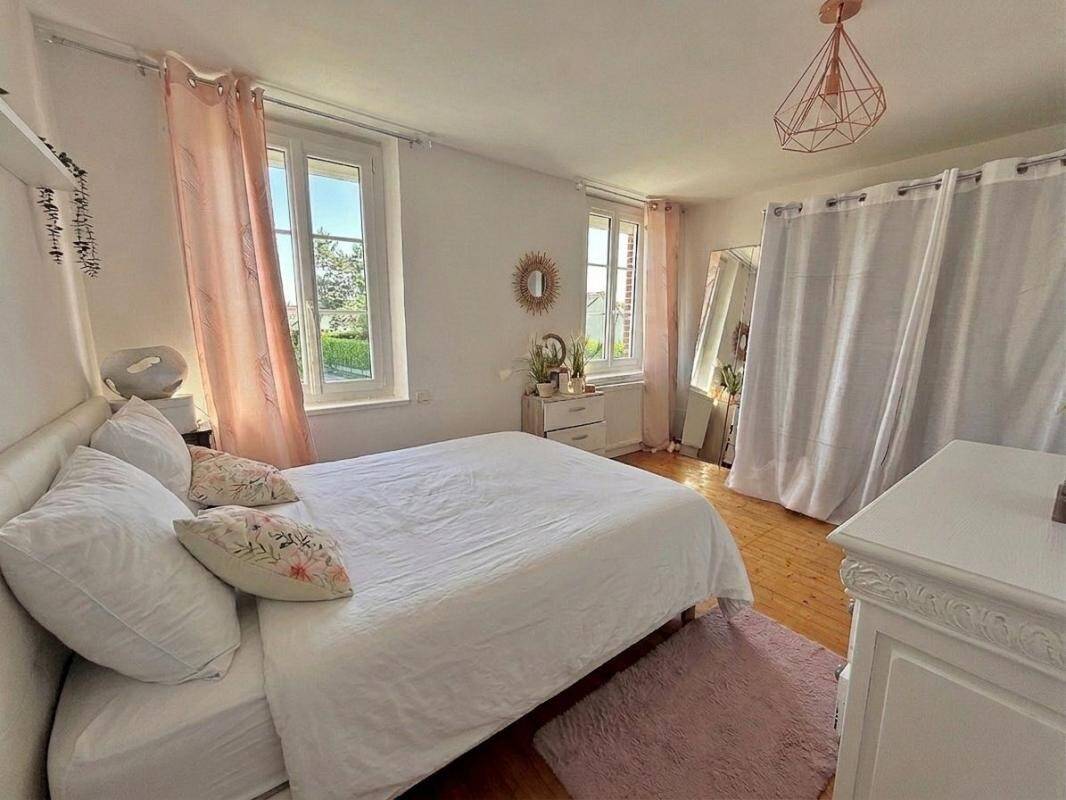 Maison à vendre, 109m², SAINT PIERRE DE VARENGEVILLE