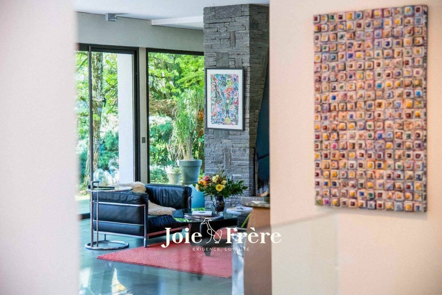 Maison à vendre, 291m², SAINT JULIEN EN GENEVOIS