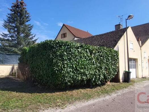 Maison à vendre 110 000 € 5 pièces 2 chambres 94 m² 371 m² de terrain Bey 71620