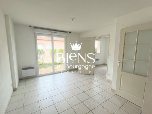 Appartement à vendre 109 000 € 2 pièces 1 chambre 35 m² RDC/2 Porte de Beaune Beaune 21200