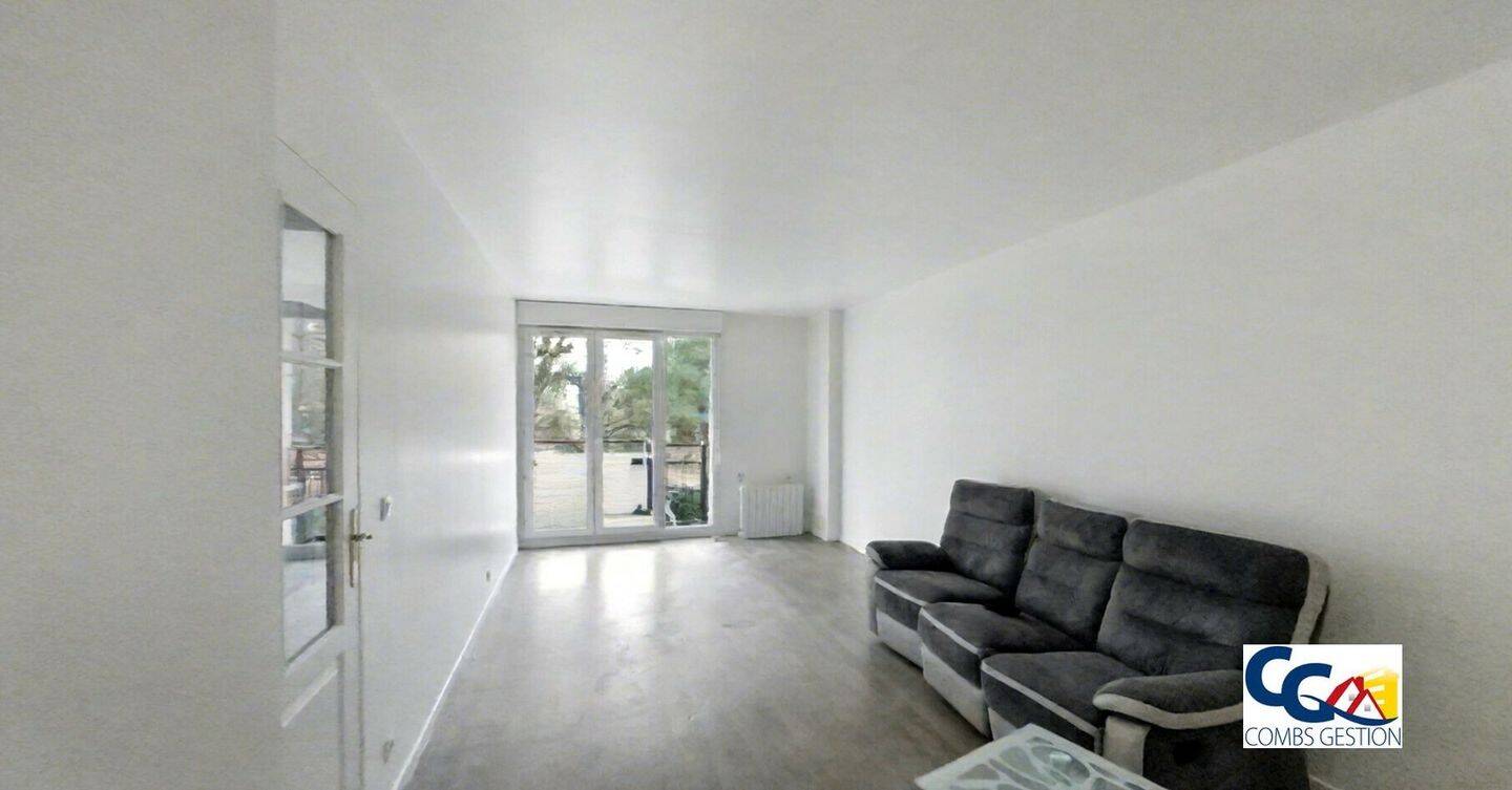 Maison à louer, 47m², COMBS LA VILLE