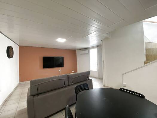 Immeuble à vendre 140 000 € 83,53 m² Vias 34450