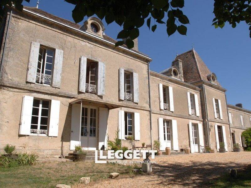 Maison à vendre, 640m², SAINT MEARD DE GURCON