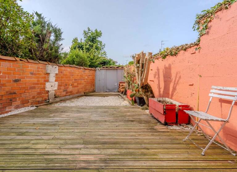 Maison de plain-pied à vendre 349 000 € 2 pièces 1<br/>chambre 60 m²<br/>superficie 105 m²<br/>terrain Saint Bruno-Saint Augustin Bordeaux 33000
