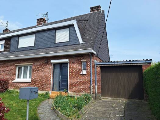 Maison à vendre 210 000 € 5 pièces 4 chambres 105 m² 362 m² de terrain Estreux 59990