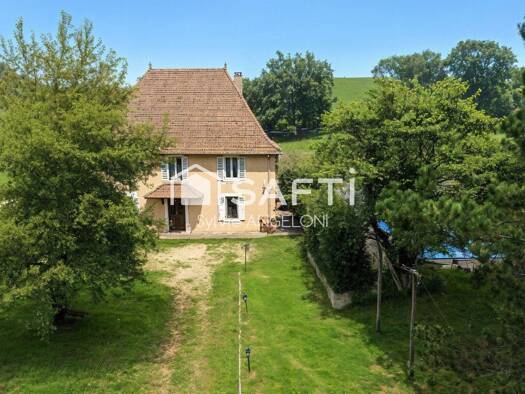 Maison à vendre 399 000 € 6 pièces 4 chambres 195 m² 3 847 m² de terrain La Bâtie-Montgascon 38110