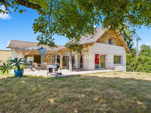 Maison à vendre 479 000 € 7 pièces 4 chambres 206 m² 1 581 m² de terrain Villages du Lac de Paladru 38850
