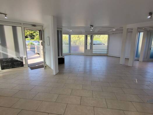 Local commercial à vendre 567 100 € 150 m² de surface de vente Agglomeration Carnac 56340