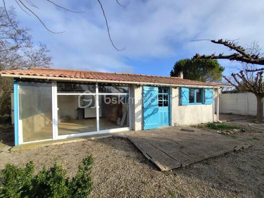 Maison à vendre 180 000 € 3 pièces 1 chambre 60 m² 2 500 m² de terrain Saint-Remèze 07700