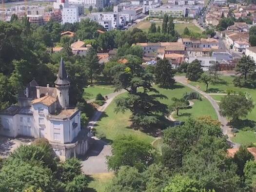 Maison de ville à vendre 295 000 € 125 m² 400 m² de terrain Artigues-près-Bordeaux 33370