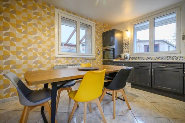 Maison à vendre 187 000 € 6 pièces 4 chambres 130 m² 699 m² de terrain Hérin 59195