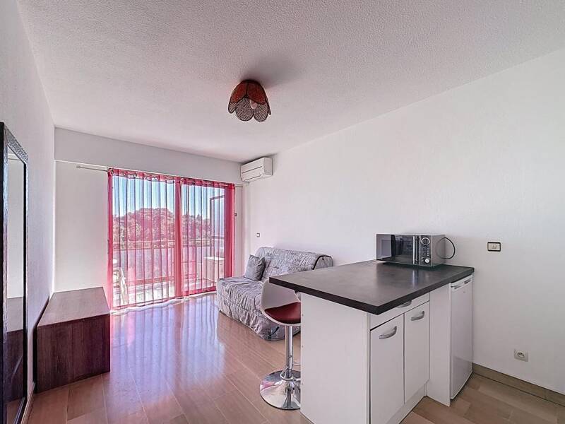 Maison à louer, 21m², MOUGINS