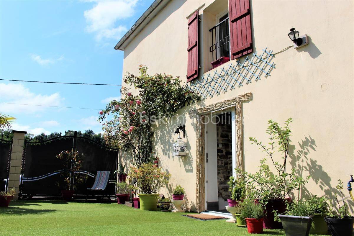 Maison à vendre, 168m², SALIES DE BEARN