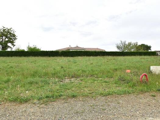 Terrain constructible à vendre 36 596 € 908 m² de terrain Bats 40320