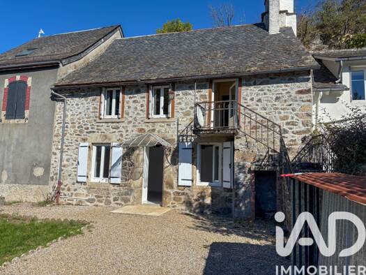 Maison à vendre 90 000 € 5 pièces 3 chambres 96 m² 360 m² de terrain Vebret 15240
