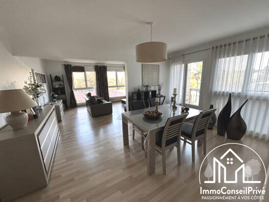 Appartement à vendre 183 000 € 4 pièces 2 chambres 98,5 m² 1er étage Hénin-Beaumont 62110