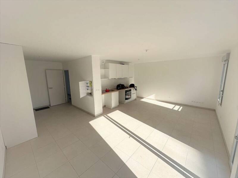 Maison à louer, 64m², MARSEILLE 9E