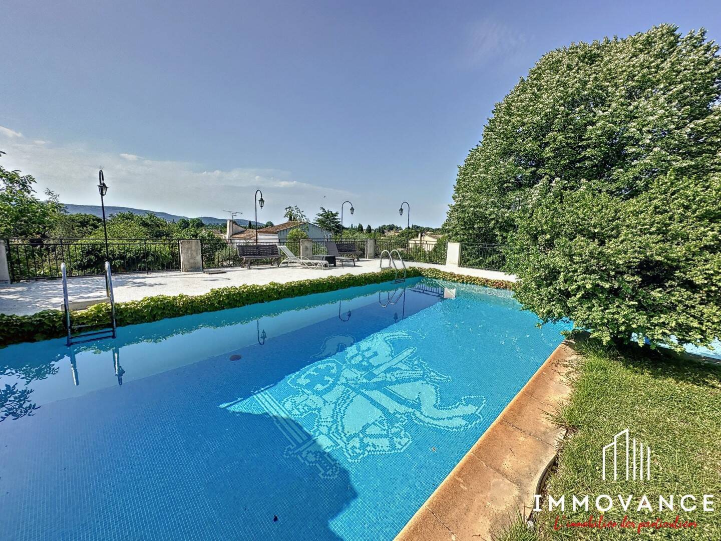 Maison à vendre, 290m², MONTBAZIN