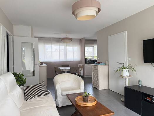 Appartement à vendre 266 250 € 3 pièces 2 chambres 64,4 m² Étage 1/3 Nord Obernai 67210