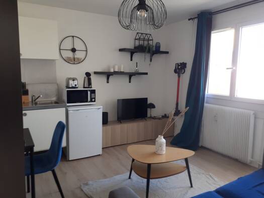 Studio à louer 550 € 1 pièce 18,4 m² Étage 4/4 Montpellier 34090