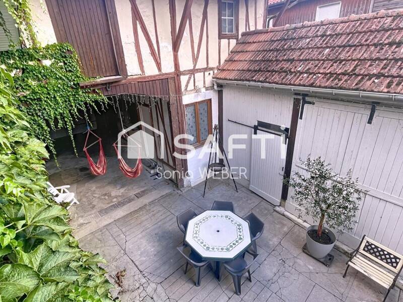 Maison à vendre, 147m², SAINT AMAND SUR FION