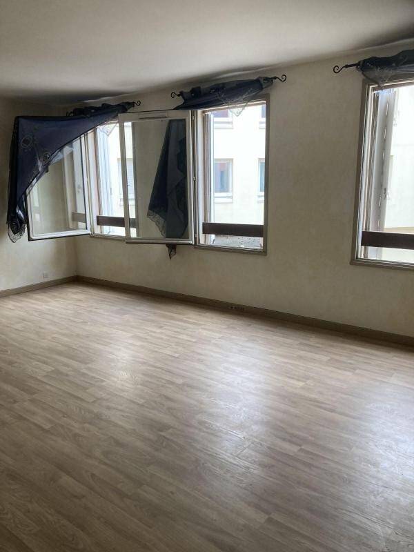 Maison à louer, 67m², COURCOURONNES