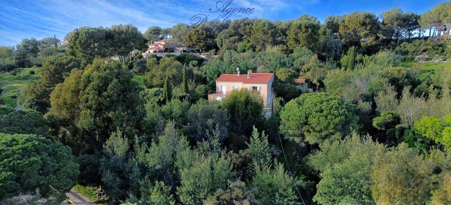 Maison à vendre, 125m², HYERES