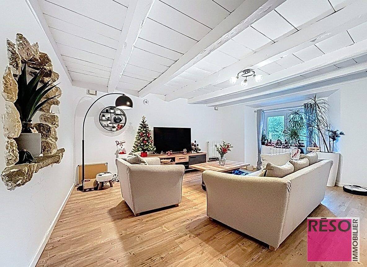 Maison à vendre, 157m², SAINT CERGUES