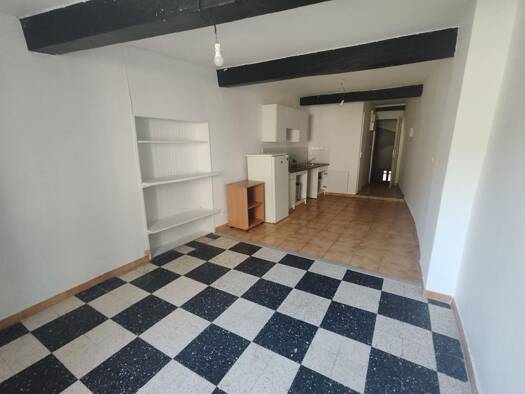 Appartement à louer 420 € 1 pièce 24 m² Étage 3/4 Centre Ville-La Baume-Le Gand Sisteron 04200
