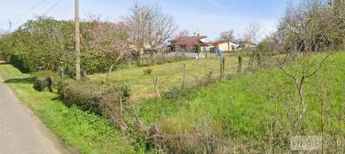 Terrain constructible à vendre 53 000 € 1 110 m² de terrain Foissiat 01340