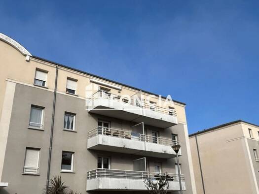 Appartement à vendre 83 000 € 2 pièces 1 chambre 48,2 m² Étage 3/3 École Paul Bert-Lycée Bernard Palissy Agen 47000