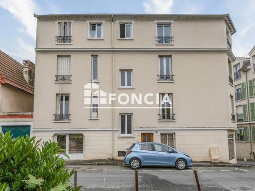 Appartement à vendre 150 000 € 2 pièces 1 chambre 40 m² Étage 1/3 Le Centre Ville Villiers-sur-Marne 94350