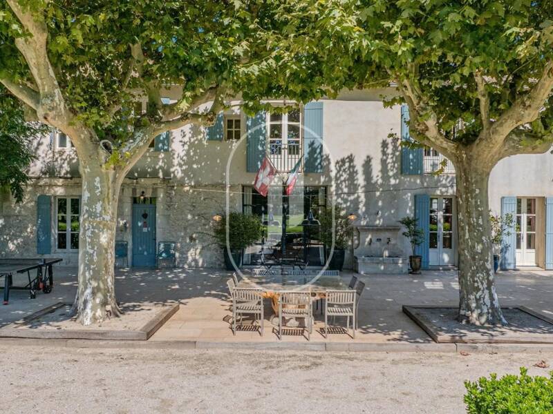 Maison à vendre, 320m², EYRAGUES