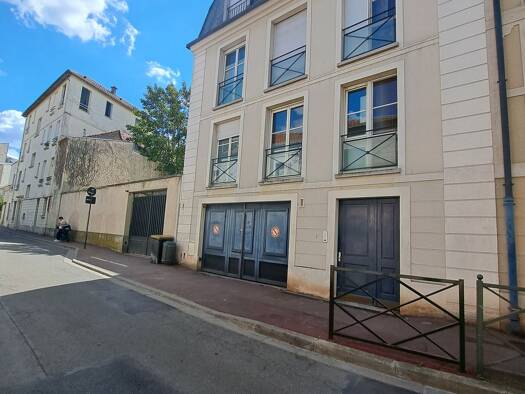 Appartement à vendre 222 600 € 1 pièce 27,07 m² 1 étages Général Leclerc Saint-Germain-en-Laye 78100