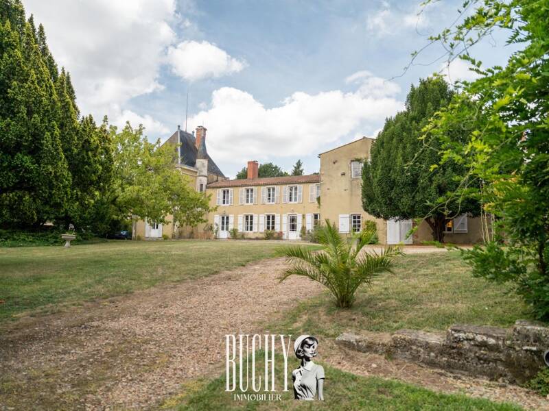 Maison à vendre, 487m², TALMONT SAINT HILAIRE