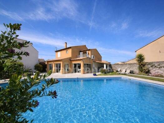 Maison à vendre 365 000 € 6 pièces 3 chambres 152 m² 598 m² de terrain Campagne Miramas 13140