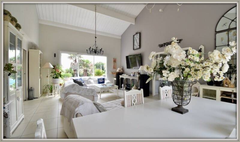 Maison à vendre, 205m², LAPEYROUSE FOSSAT