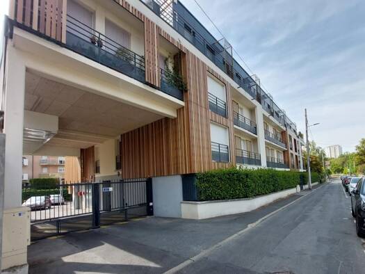 Appartement à vendre 269 000 € 3 pièces 2 chambres 57,2 m² RDC/3 Clémenceau-Pointcaré Sud Lagny-sur-Marne 77400
