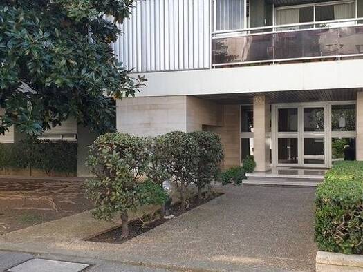 Appartement à louer 600 € 1 pièce 21 m² RDC Marseille 8ème arrondissement 13008