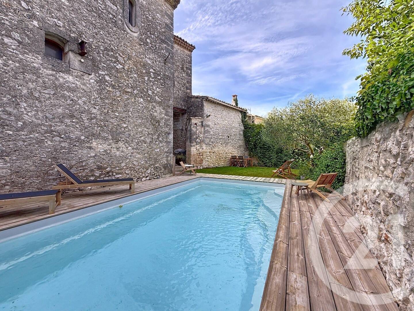 Maison à vendre, 185m², SAINT HILAIRE DE BEAUVOIR