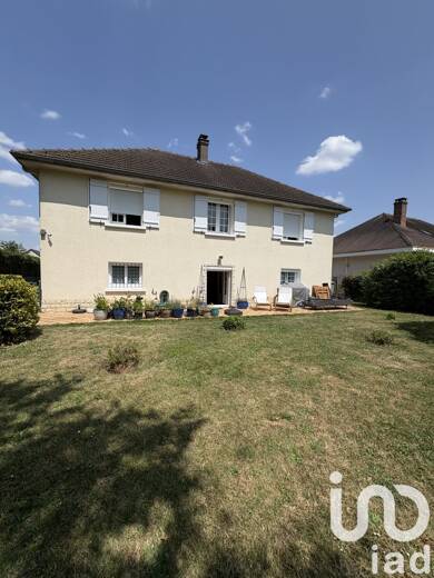Maison à vendre 198 000 € 6 pièces 4 chambres 141 m² 877 m² de terrain Levet 18340