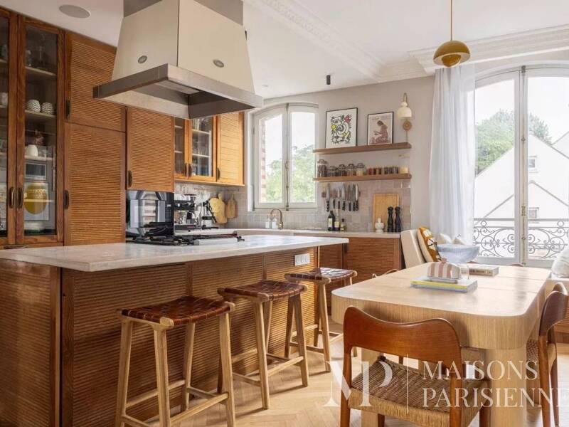 Maison à louer, 0m², PARIS 18E