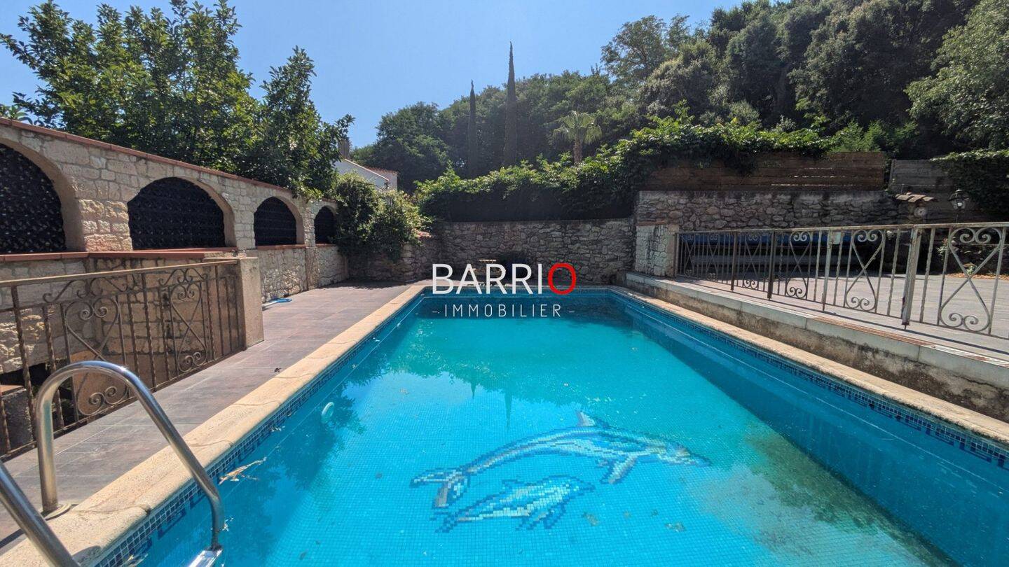 Maison à vendre, 230m², LAROQUE DES ALBERES
