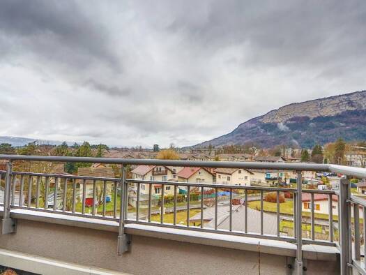 Appartement à vendre 310 000 € 4 pièces 3 chambres 79,9 m² Étage 4/4 La Cote d'Hyot-Saint Etienne Bonneville 74130