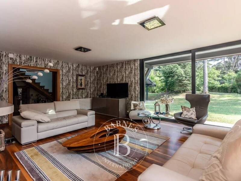 Maison à vendre, 274m², SCIEZ