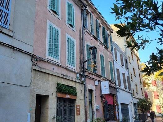 Appartement à louer 431 € 1 pièce 27,1 m² 1er étage Centre Ville Salon-de-Provence 13300