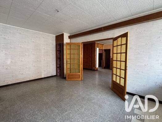 Maison de plain-pied à vendre 127 000 € 5 pièces 2 chambres 130 m² 620 m² de terrain Haspres 59198